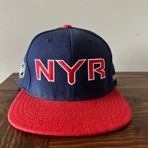 Reebok Nee York Rangers SnapBack, blue and red, OS, good quality